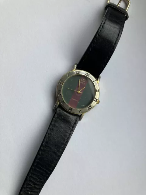 Gucci Uhr Damenuhr aus Nachlass . Beschreibung lesen