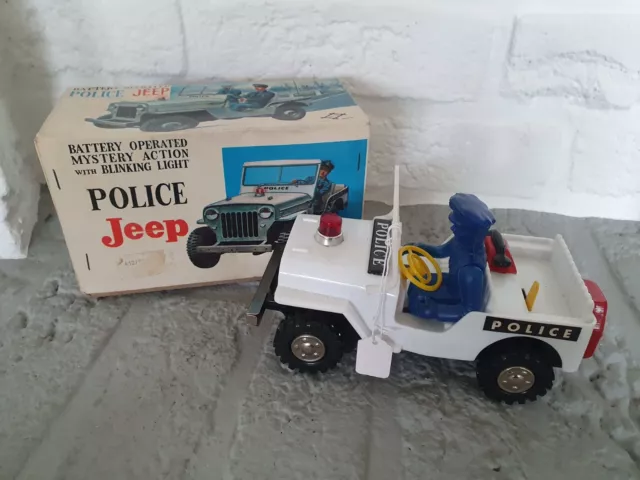 DaiYa Police Jeep Wrangler Polizeijeep Modellauto 60er Jahre Sammler