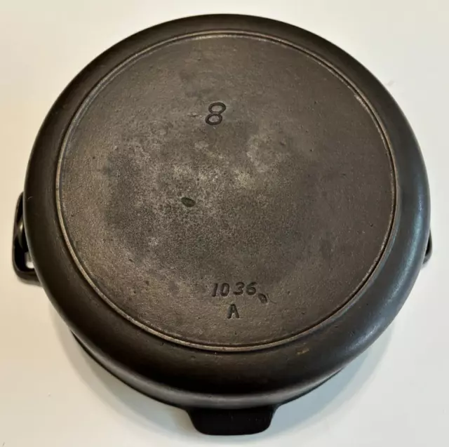 Vintage Griswold #8 Cast Iron Dutch Oven 1036 Pot Heat Ring