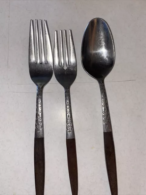 INTERPUR FLATWARE with FAUX WOOD HANDLES 3 PIECES