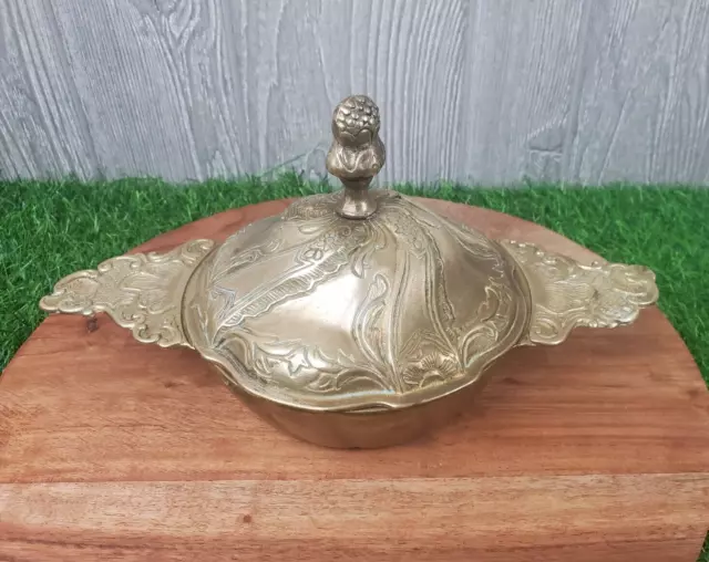 Vtg Brass Ornate Ashtray Trinket Holder Jewelry Stash Box w/ Handles & Lid