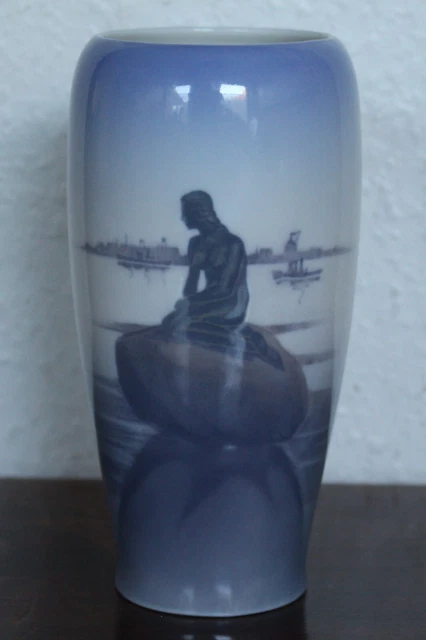 VASO IN PORCELLANA POLICROMA, GIAPPONE, FINE XIX SECOLO - Wannenes Art