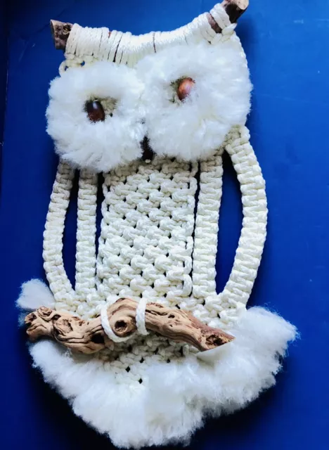 Vintage Mid Century Modern Boho White Owl Macrame Decorative Wall Hanging