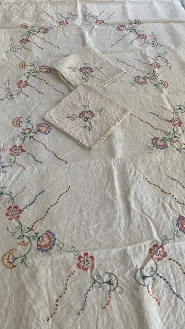 Nappe Ancienne En Lin Blanc - Broderie Fleurs Faite Main - France 1920-1949