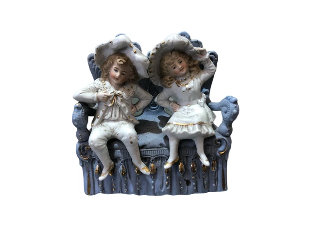 Biscuit polychrome couple d'enfants années 1900