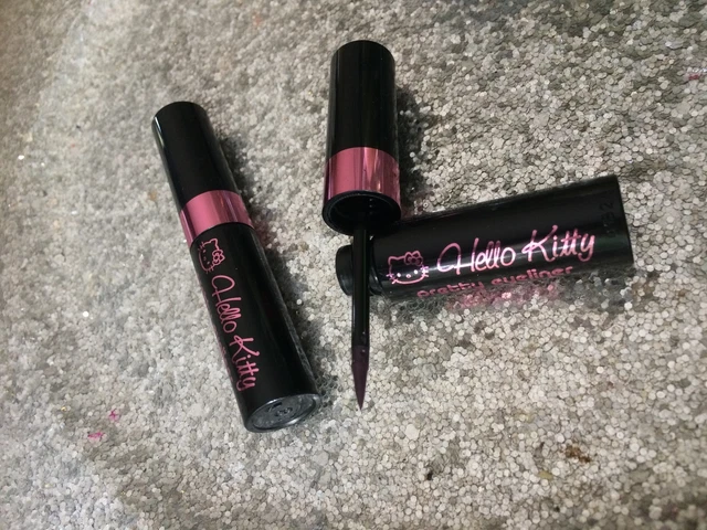 Eyeliner Hello Kitty Violet Prune Mat - Tenue 24h, 2,8 Ml, Minéral, Pour Yeux Sensibles