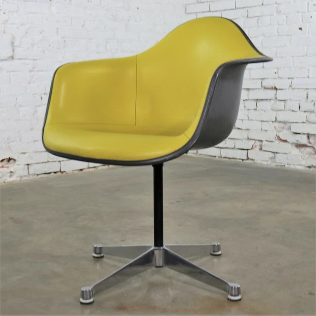 EAMES PAC YELLOW Padded Swivel Armchair w/Gray Fiberglass Shell