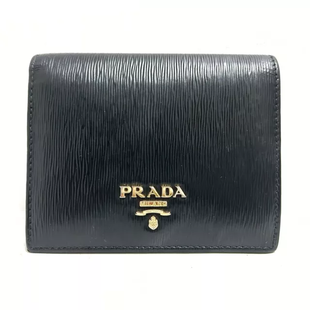 Auth PRADA - Black Leather Bifold Wallet