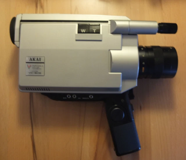 AKAI - VC-90E - Portable Color Camera - Portable Kamera inkl. Alu ...
