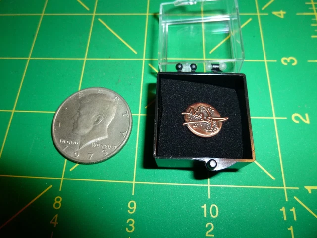 NASA Space Shuttle Era Employee 5 Year Service Award Pin w/ Original Snap Box