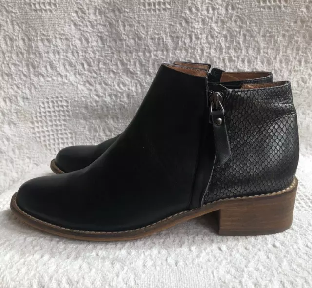 " Zazou "  Ankle Boots  /  Booties    -    Size 41    (" Action " )