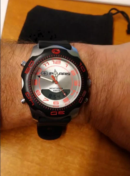 MONTRE très rare  POLARIS USA   sport / étanche 100m  H20