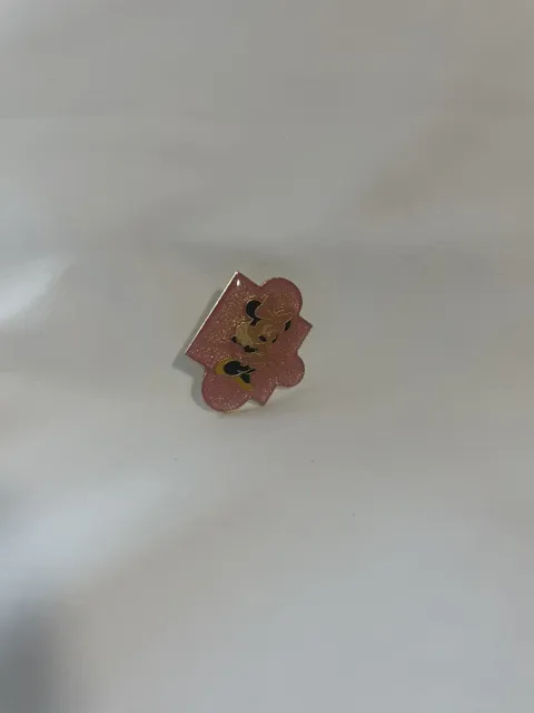 WDW/DL - Puzzle Piece - Minnie Disney Pin 533