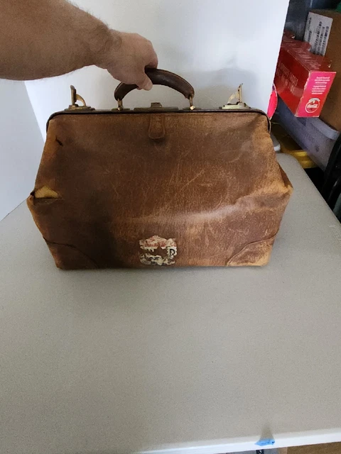Large Vintage  Doctor Bag