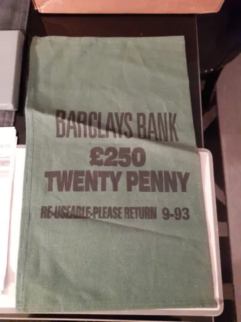 Barclays Bank Cloth Money Bag Vintage 250 X 20 Penny Green Bag Re - Useable 9-93