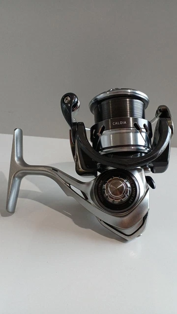 DAIWA CALDIA LT2500 ＆ SLP WORKS LTα2500S DAIWA CALDIA LT2500S Spinning Reel with SLPWorks Handle Used
