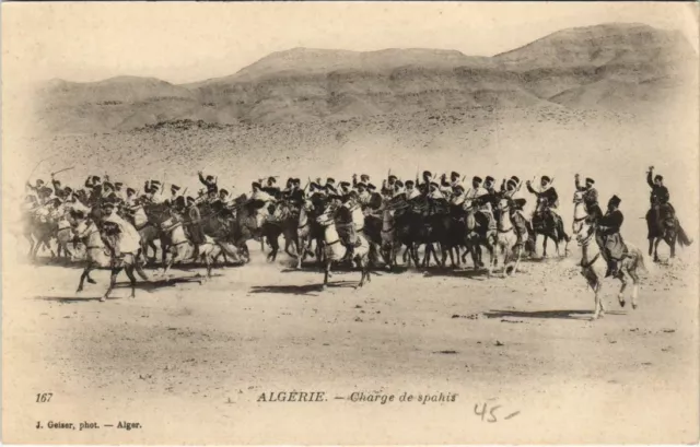 CPA AK Charge de Spahis - Military Algeria (1089493)