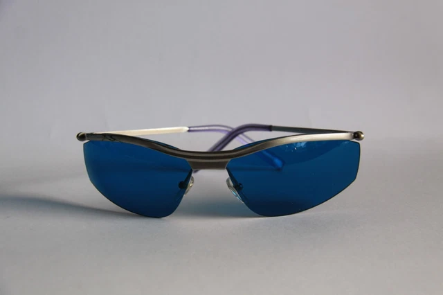 Farb Brille Sonnenbrille  Gläser Blau Türkis Rahmen  Nur Oben Silber Aus Metall