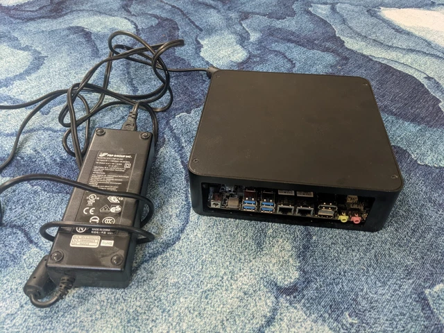 Gigabyte Thin min itx Intel Celeron G3900 4GB RAM 120GB SSD