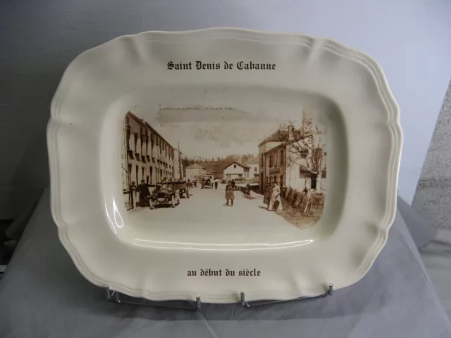 Grand plat faïence de Sarreguemines, vers 1940 St Denis de Cabanne en 1900