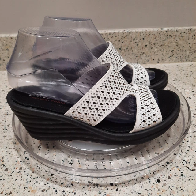 SKECHERS RUMBLERS WAVE New Lassie Women s Sandals Size 7.5 35.00