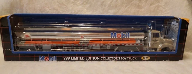 NIB 1999 Mobil Limited Edition Die Cast Collector's Toy Truck Sound and Lights