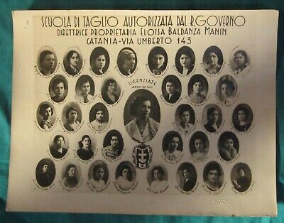 foto S. Consoli - Scuola di taglio a Catania con le ragazze abilitate nel 1935