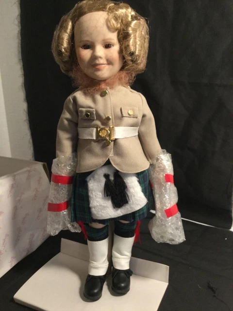 Vintage Shirley Temple Wee Willie Winkie Danbury Mint w/original box 3