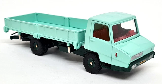 Lot 160 - A French Dinky Toys 569 Berliet Stradair