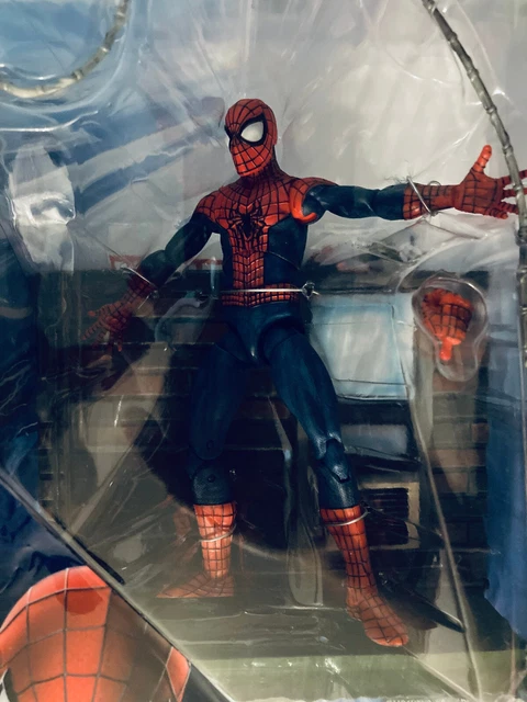 Marvel Select - Amazing Spider-Man 2 - Spider-Man Figure - Sealed - Light Wear 2