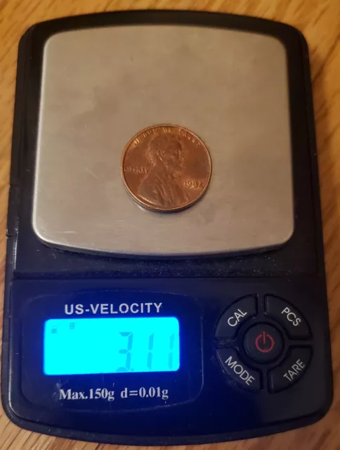 1982 Lincoln Penny, No Mint Mark, Small Date, 3.1 Grams faint coloration error