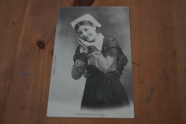 Etude Des Coiffes De La Vendee Carte Postale Animee