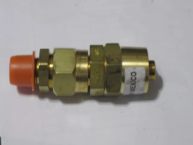 2 Pack 3/4″ OD x 3/8″ ID Rubber Air Brake Hose Bendix 1/4″ NPT Swivel Connector