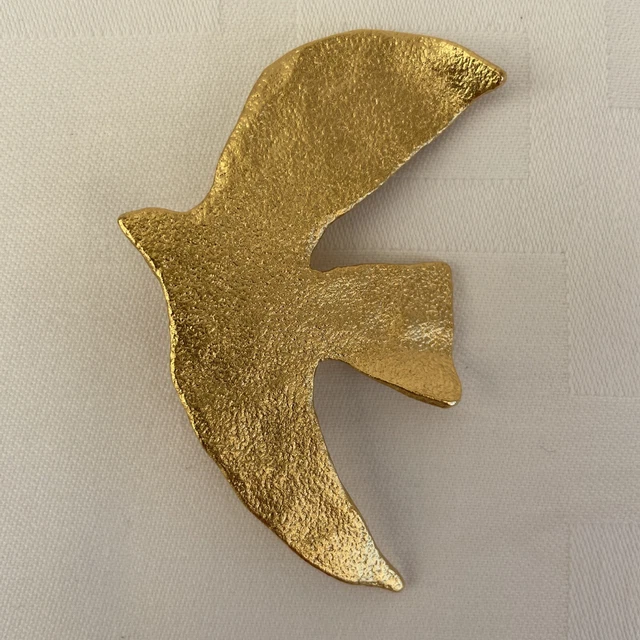 PETITE BROCHE FANTAISIE métal doré "Oiseau s'envolant" 5 cm EUR 7,00
