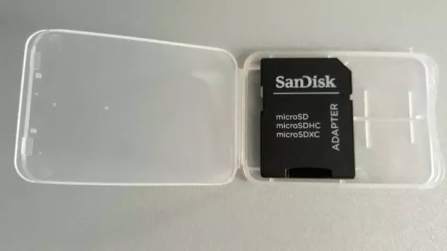 Box Custodia + Lettore Adattatore SANDISK di Memorie Micro SD SDHC SDXC MicroSD