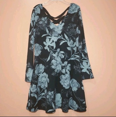 Fortune + Ivy Women's Medium Floral Knit Black Skater Short Dress Longsleeve