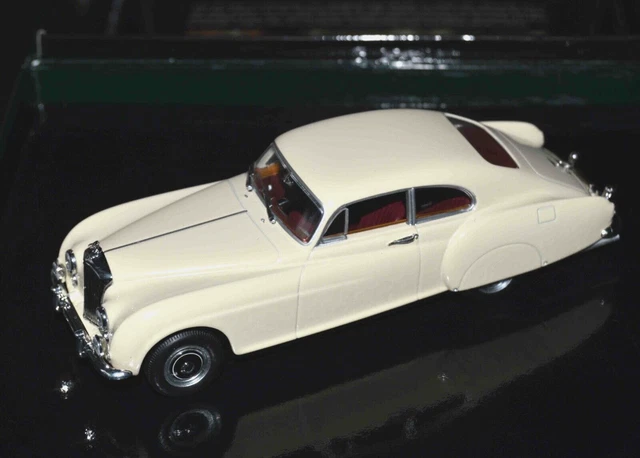 Miniature Voiture Ford Thunderbird 1955 - MINICHAMPS 1/43, Couleur Turquoise, Série Street, Modèle Cabriolet
