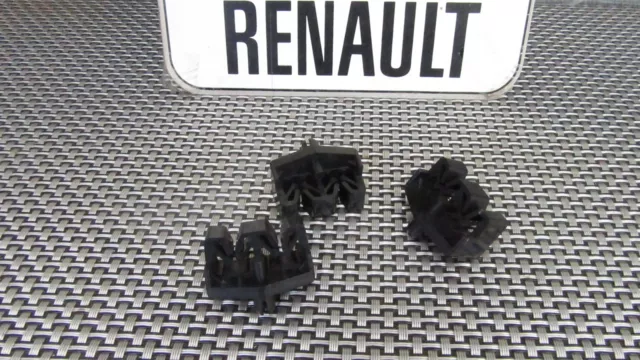 Renault - R5 - Agrafe de tuyaux - Finition brute