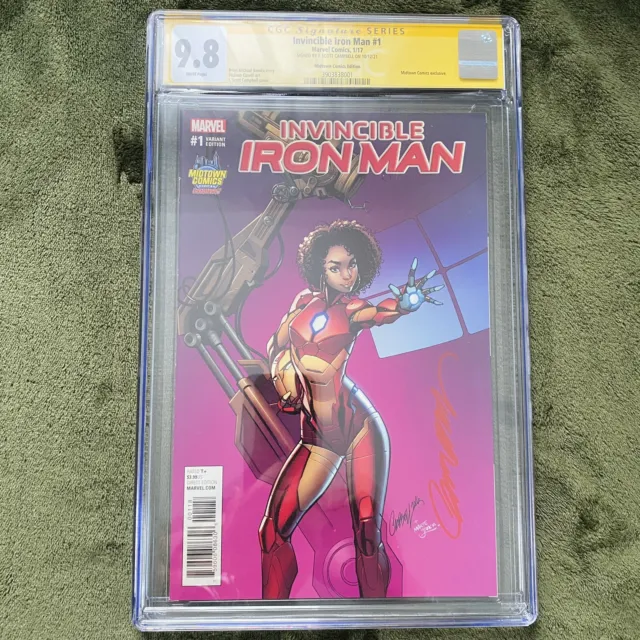 NO RESERVE!! Invincible Iron Man 1 CGC 9.8 SS Signed Signature First Solo Series
