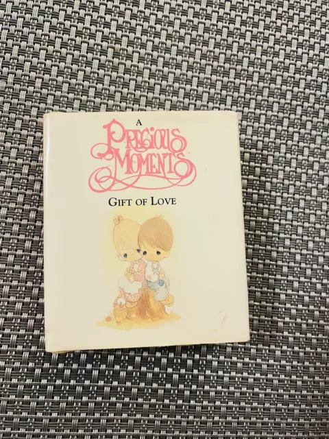 A PRECIOUS MOMENTS GIFT OF LOVE (ITTY BITTY BOOKS) By Sam Butcher - Hardcover