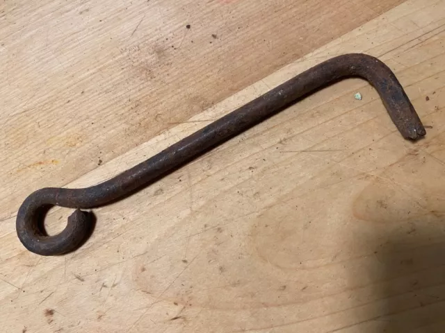 Hand wrought Vintage Rusty  Crusty 6-3/8" Latch Gate Door Farm Barn, Box, Shed