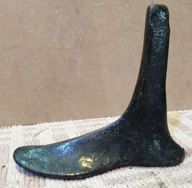 VINTAGE HEAVY OLD Cast Iron Foot Cobblers Boot Makers Menders Shoe Last