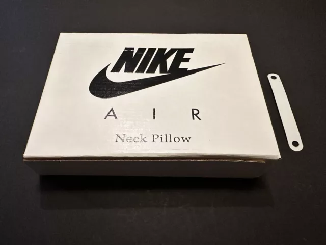 Nike Air Neck Pillow Rare Sammlerstück Ungeöffnet Niketown NYC