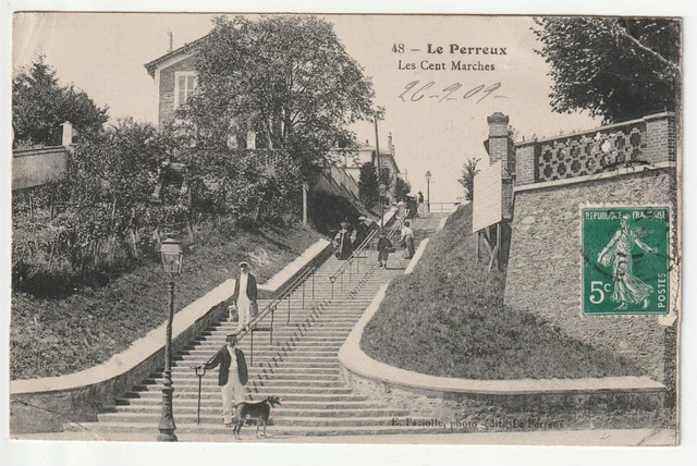LE PERREUX - Val de Marne - CPA 94 - les cent Marches - petits plis à gauche