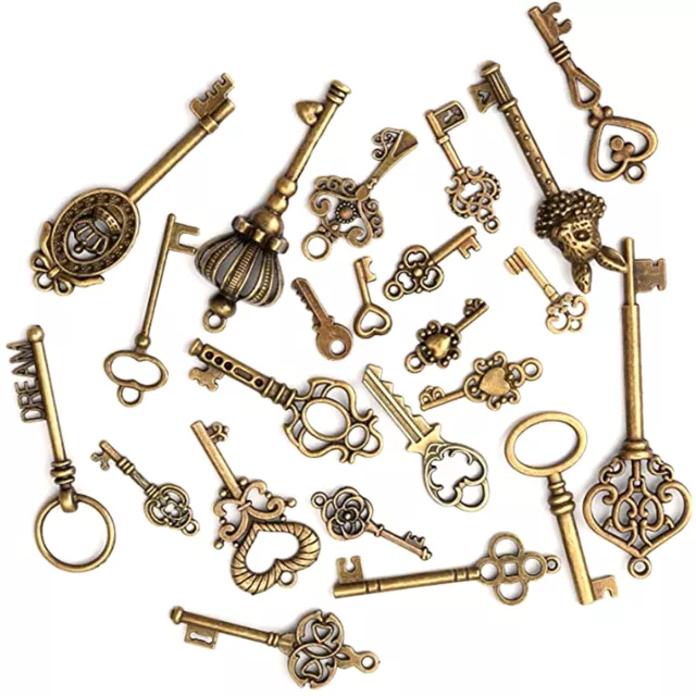 46* Old Vintage Antique Skeleton Keys Lot Large Small Necklace Pendant Bronze