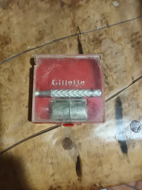 Gillette Tech rasoio vintage anni 60 manico alluminio 34 grammi