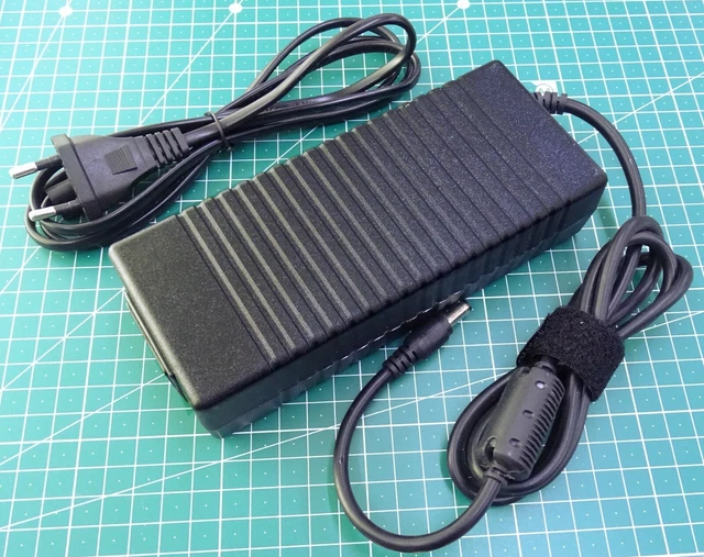Chargeur/alimentation 16V 4.5A Pour IBM ThinkPad 600, 600E, 600X - Connecteur 5.5 X 2.5mm - Neuf