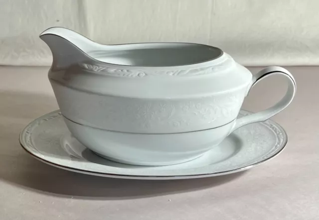 Noritake Whitecliff Platinum Gravy Boat With Underplate