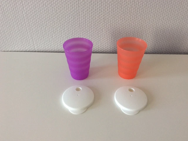 Lot De 2 Grands Gobelets Tupperware Vintage Avec Couvercles En Plastique