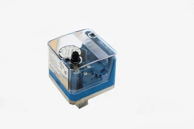 007187F Raypak Low Gas Switch OEM 007187F